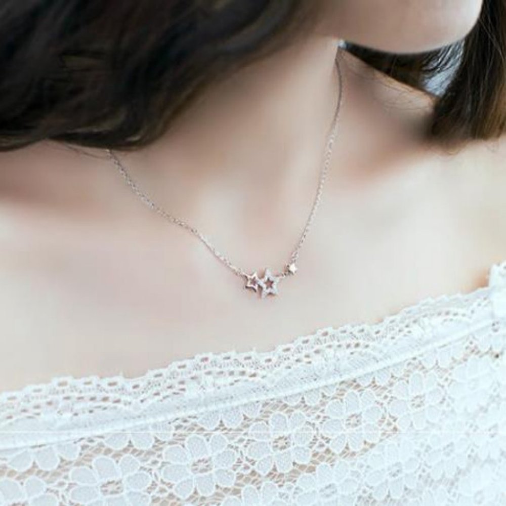 NEW 925 Sterling Silver Diamond Star Necklace - Picture 5 of 8